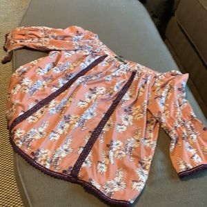 Tempted Hearts mid-sleeve top, on or off shoulder, float and comfortable